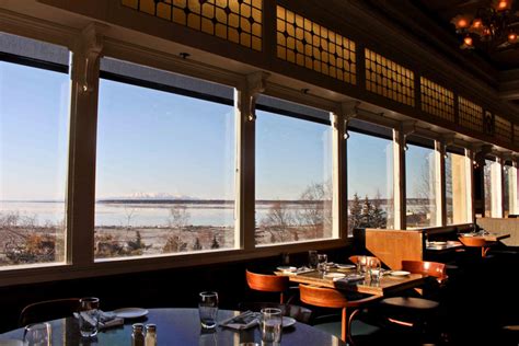 Simon and seaforts - Specialties: A Tacoma landmark with panoramic views overlooking downtown and the busy Commencement Bay harbor. Enjoy dinner, weekend brunch, or perhaps a special business or romantic occasion in our warm, inviting and spacious dining room. Join our longtime friends and frequent visitors who have enjoyed many fond …